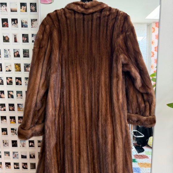 Henri Bendel Fur Mink Coat - Picture 6 of 10